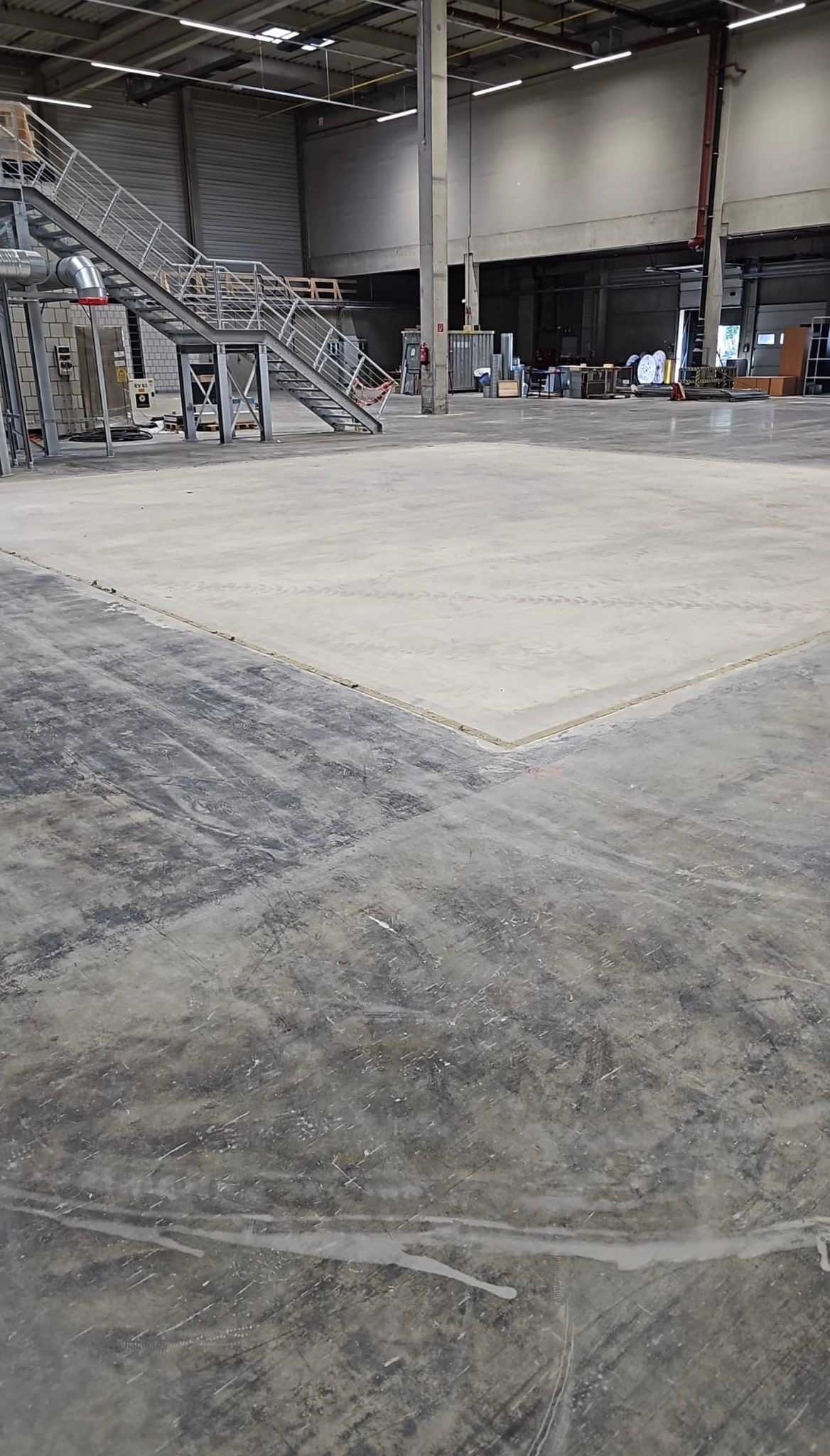 Hallenboden Beschichtung – Nachher
